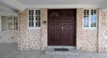 Rockhampton Suites Kingston Jamajka
